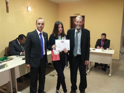 Entrega da medalha de Aluno Nota 10