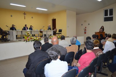 Entrega de títulos no aniversário da cidade em 2018