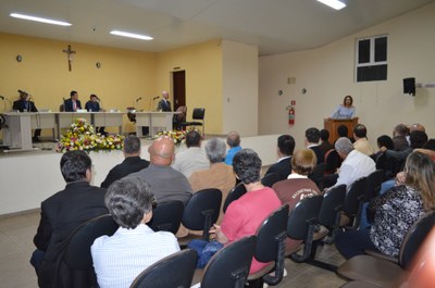 Entrega de títulos no aniversário da cidade em 2018