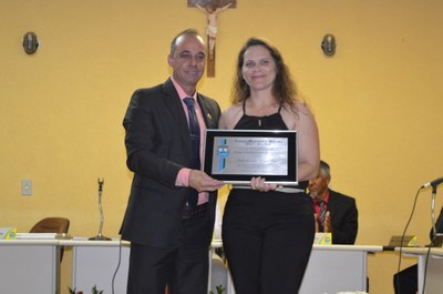 Entrega do título de Mérito Educacional em 2018