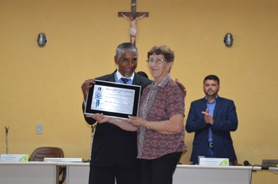 Entrega do Título de Mérito Educacional em 2019