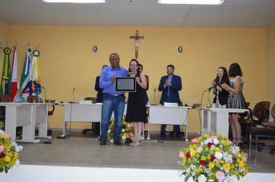 Entrega do Título de Mérito Educacional em 2019