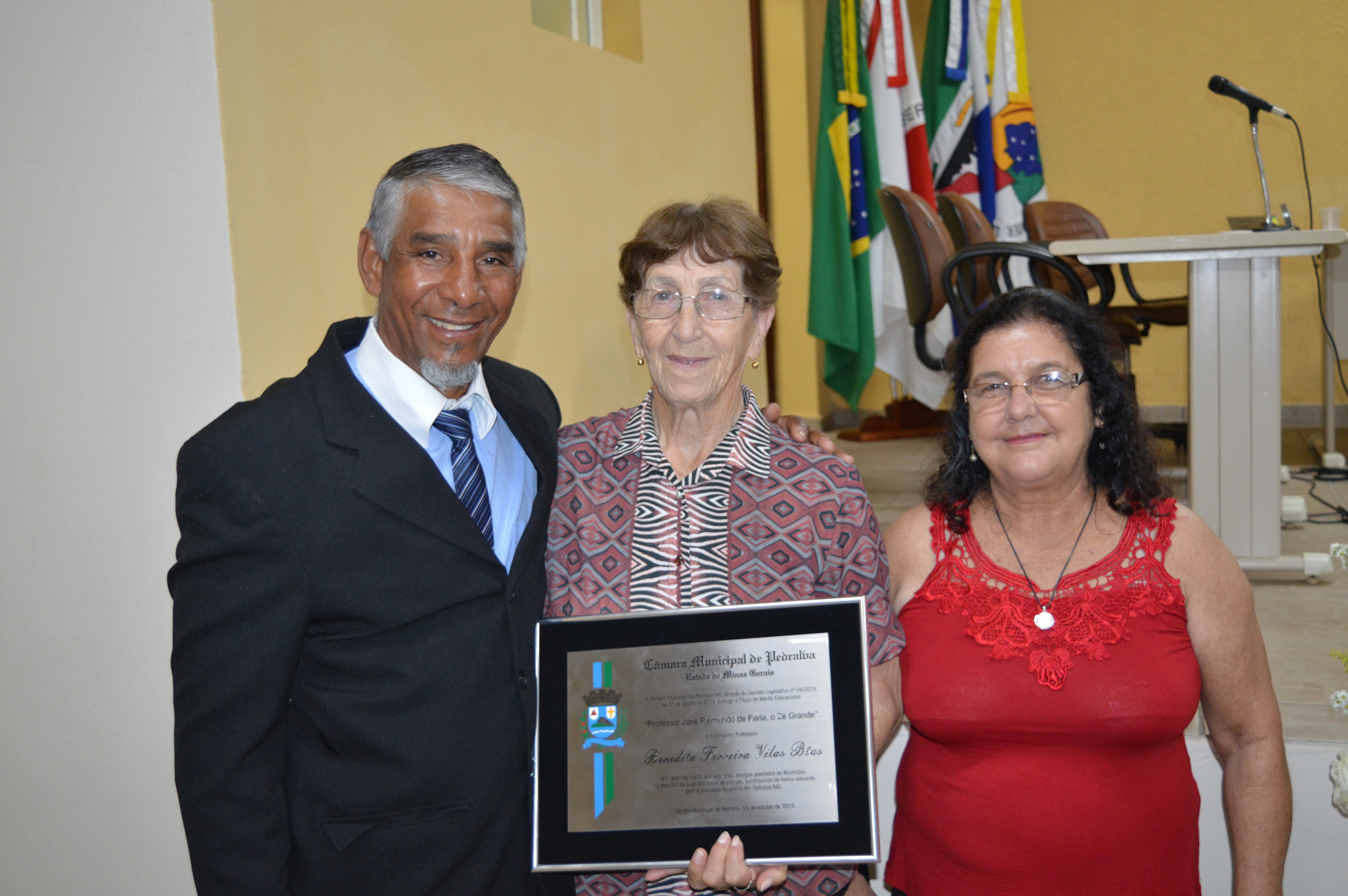 Entrega do Título de Mérito Educacional em 2019