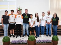 Vereadores Jovens participam da "Gincana do Saber"